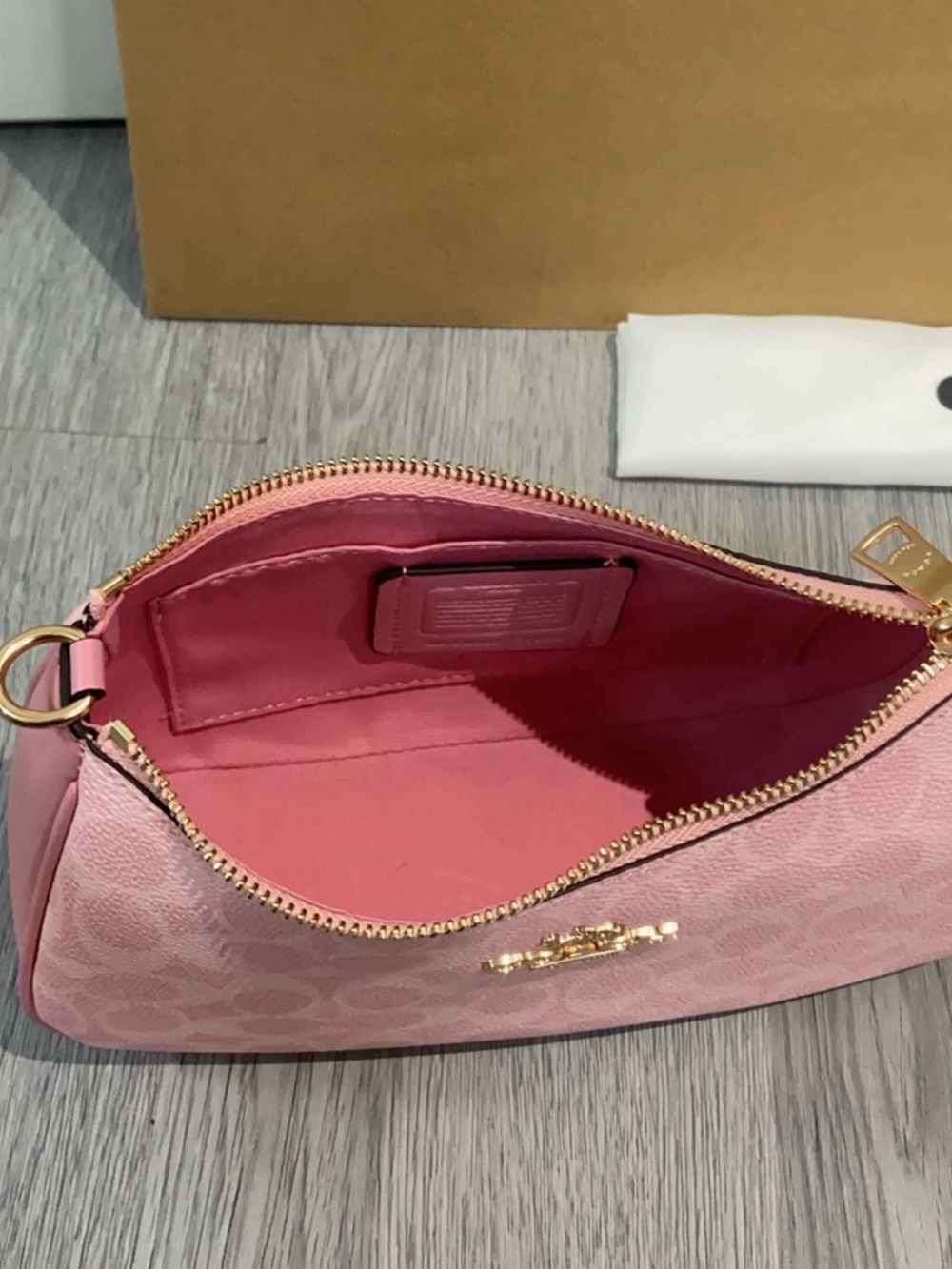 NWT Coach Teri Shoulder Bag In Signature Canvas With Charms Powder Pink - Picture 9 of 9